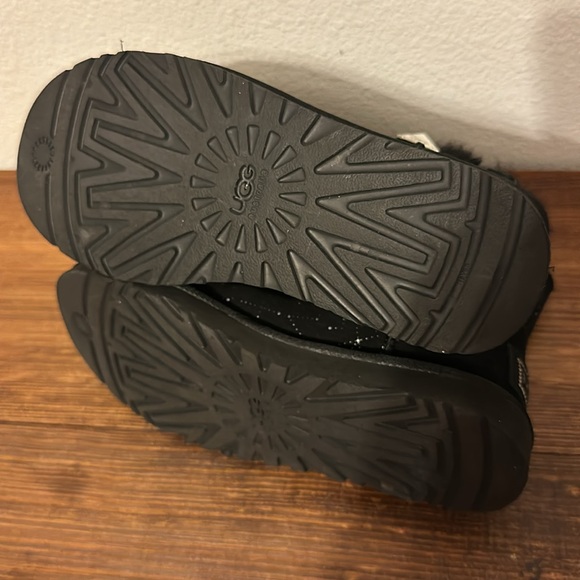 UGG Women's Mini Bailey Button Bling Constellation - Picture 7 of 8